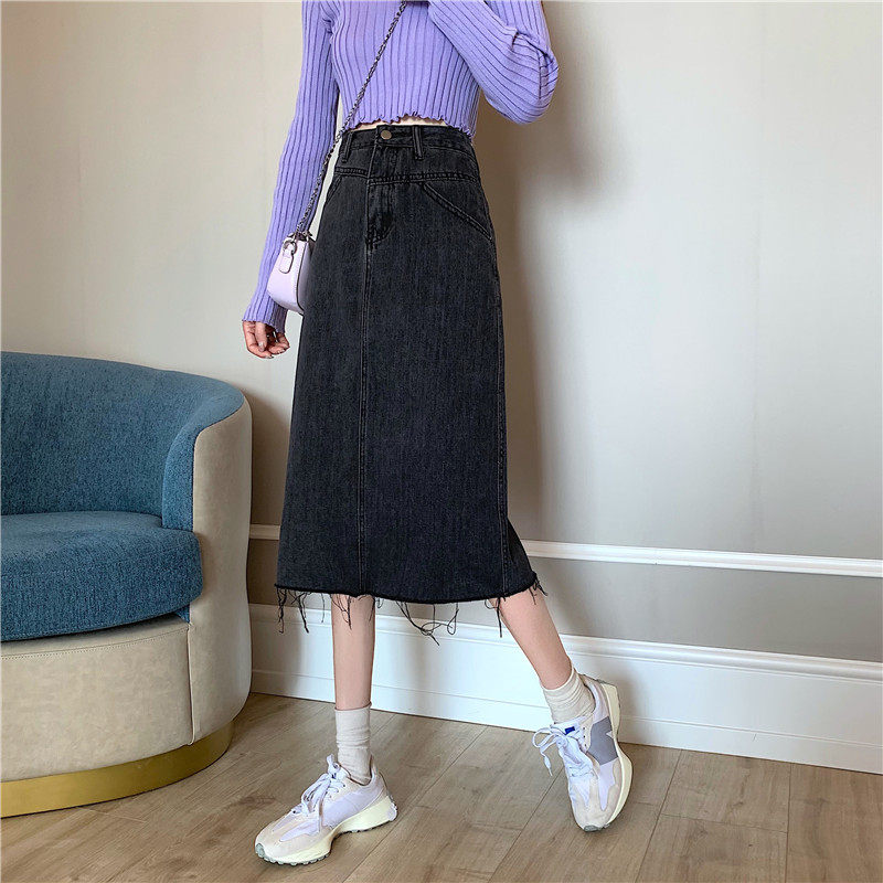 High Waisted A Line Denim Skirt Flattering Fit Split Hem Fringe Detail Casual Summer Style Wholesale Available