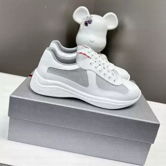 Ready Stock Men's Casual Sports Shoes, High-End Leather and Mesh Breathable Couple Shoes, Versatile Trendy Shoes