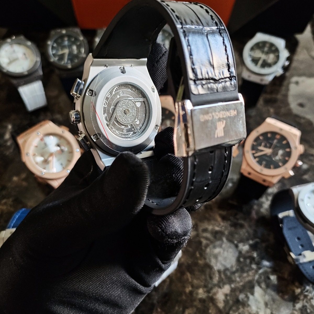 O1CN01HdX0Bx1FwPEqPaU6L !!2217661190551 0 cib