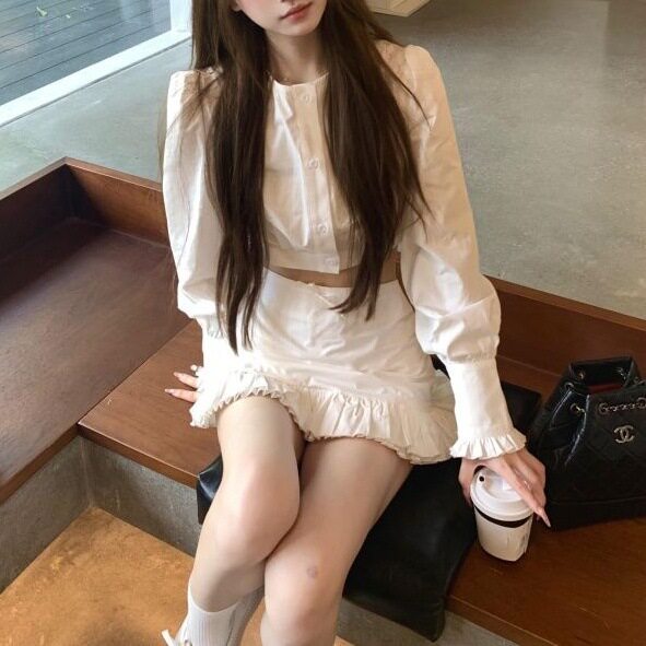 法式白色衬衫连衣裙裙子女夏季2026新款巨好看包臀短裙半身裙套装