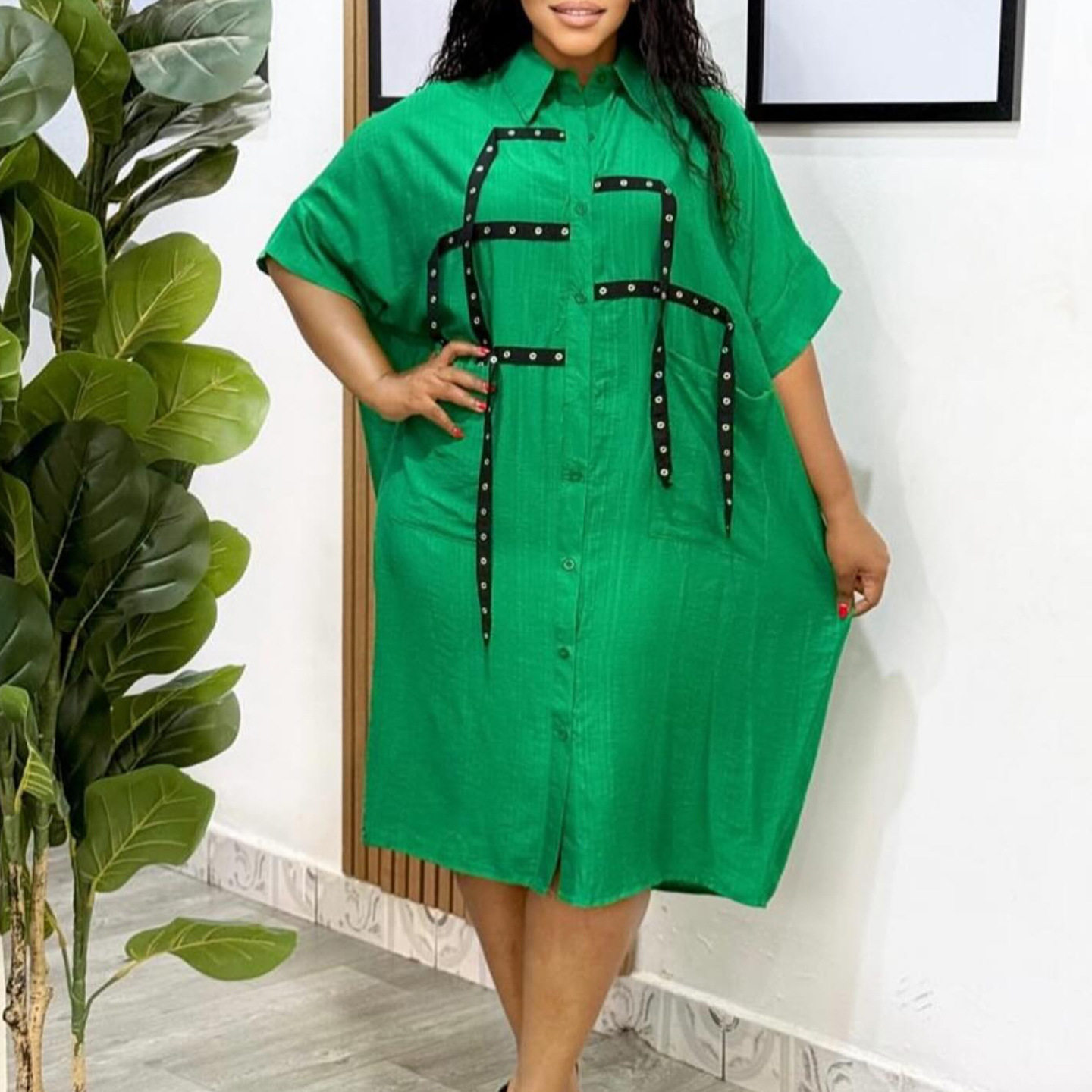 Womens Short Sleeve Fashionable Loose Fit Shirt Dress Mid Length Turn Down Collar Casual Style Wholesale Available