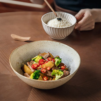 Yihe Super Beautiful Irregular Salad Bowl High-End Restaurant Dish Bowl Ceramic Special Conical Noodle Bowl Cross-Border Export