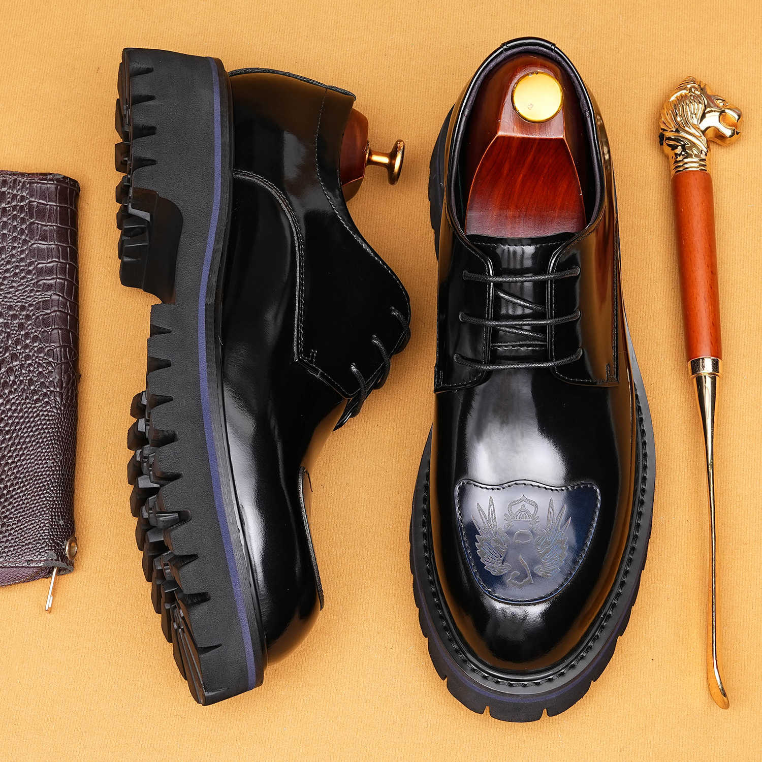 Giày Da Nam Chất Liệu Da Bò Họa Tiết Hoa Đế Cao