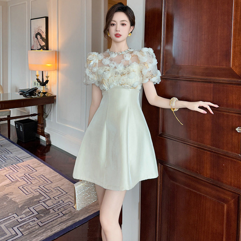 Đầm suông midi tay bồng cổ tròn phong cách Pháp họa tiết hoa — [Màu hồng đào]