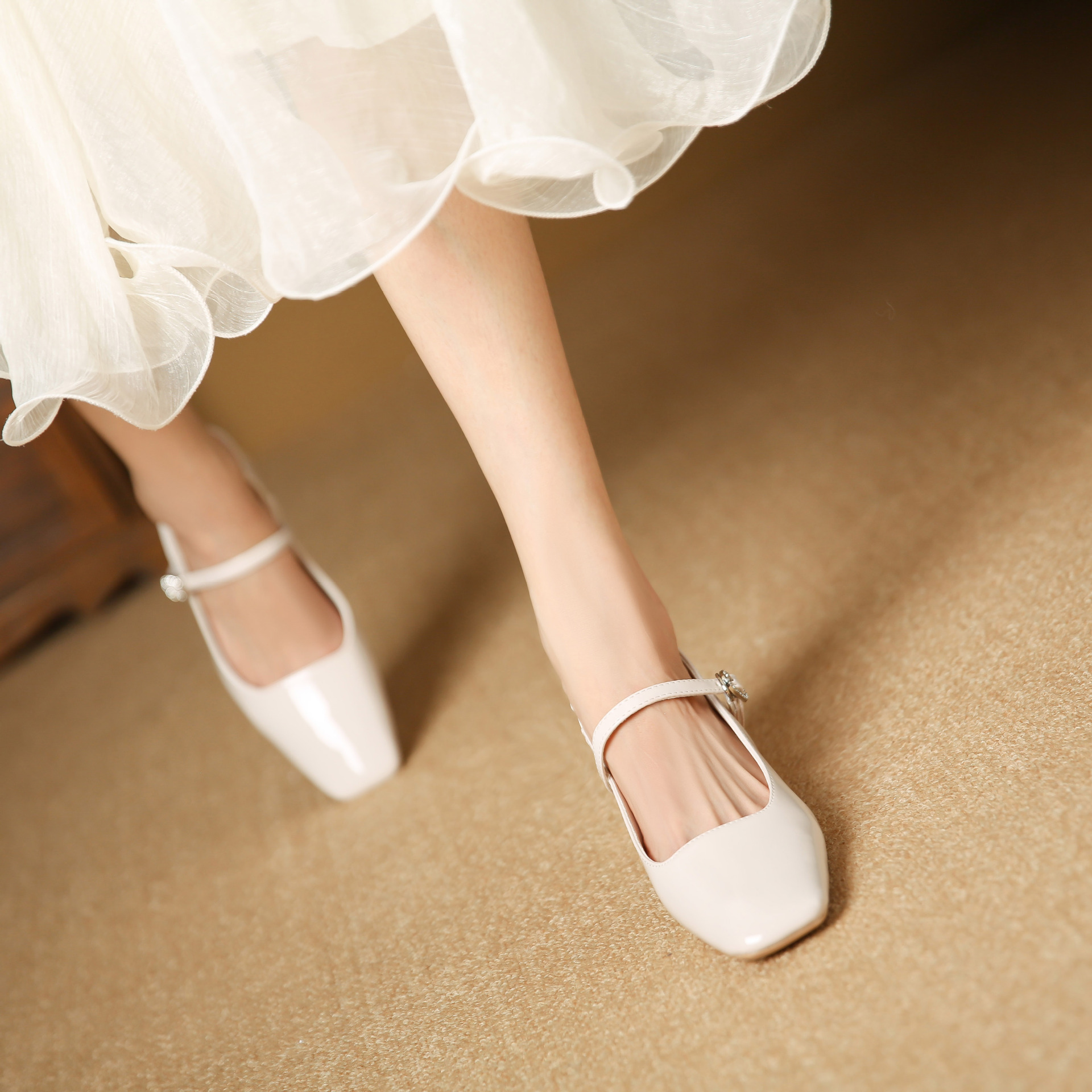 (Mới) Mã L0317 Giá 750K: Giày Cao Gót Nữ Hutde Hàng Mùa Hè Quai Hậu Giày Dép Nữ Chất Liệu G02 Sản Phẩm Mới, (Miễn Phí Vận Chuyển Toàn Quốc).