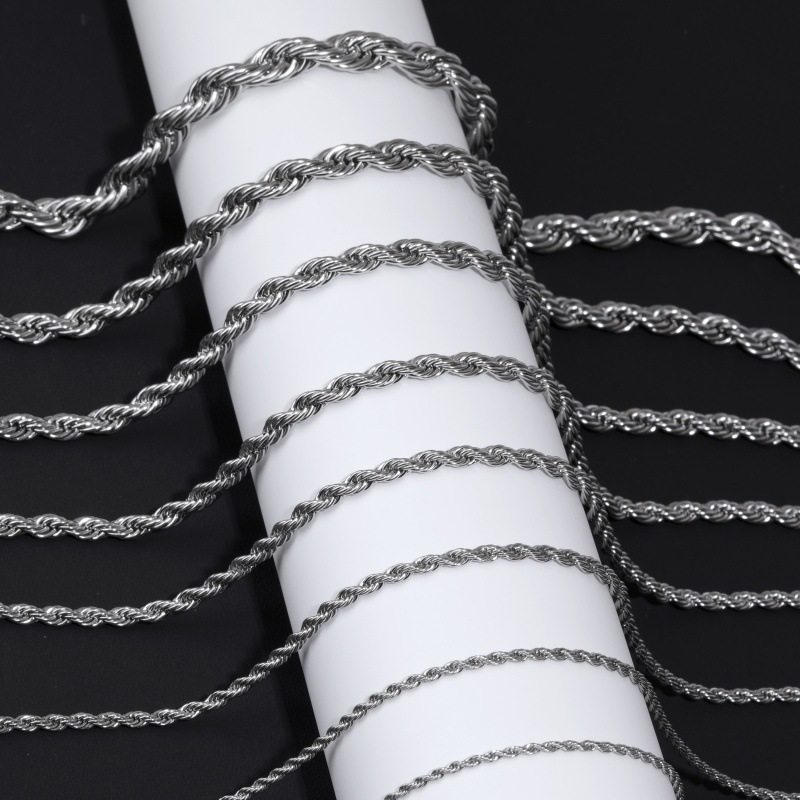 European and American stainless steel twist chain fashion titanium steel necklace sweater chain men's domineering women's clavicle necklace