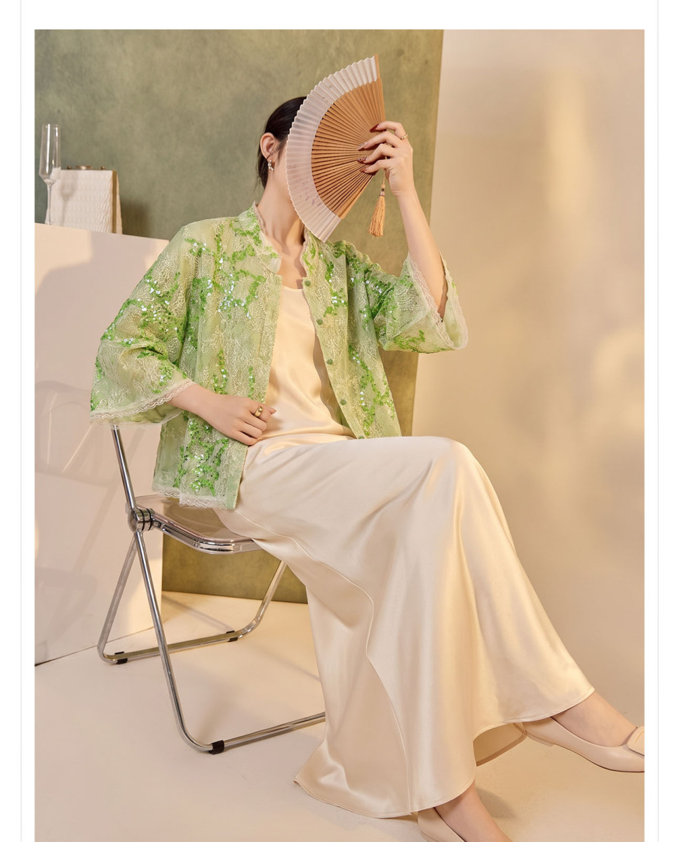 Áo khoác ngắn cổ đứng ren thêu đính hạt tay lửng dáng rộng — Trắng sứ, Xanh mơ