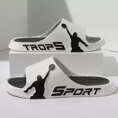 Factory Direct Sales Men's Slippers 2026 Summer Men's Fashion New Sports Outdoor Non-Slip Flat Slippers Wholesale