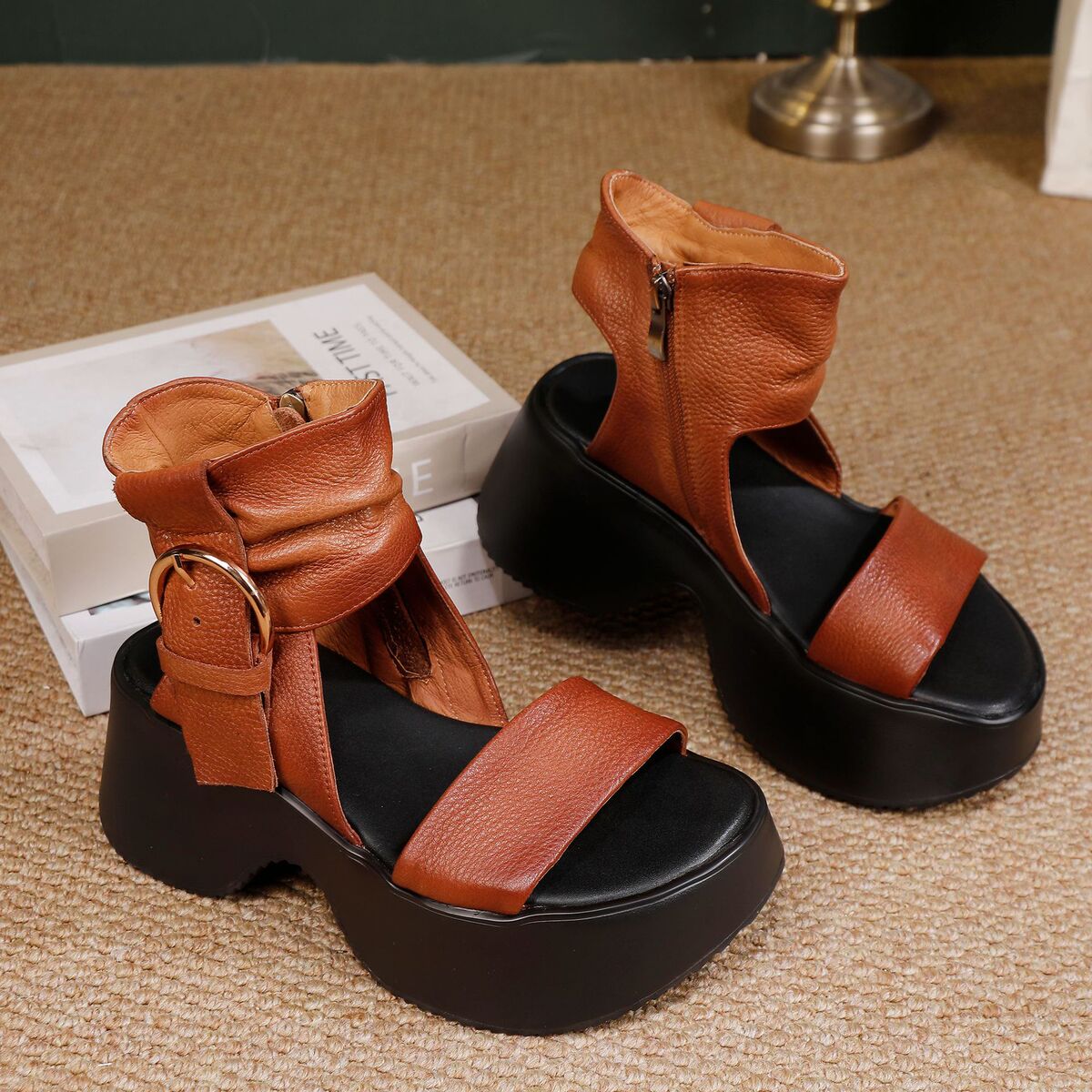 Sandal nữ mũi hở đế dày da bò thật phong cách cổ điển — màu đen, Màu nâu