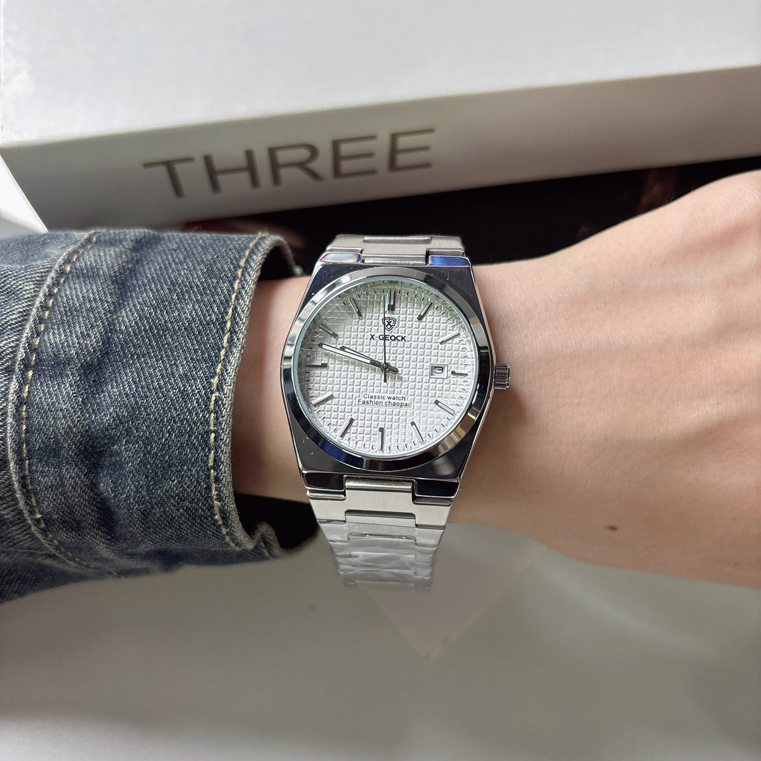 O1CN01HsURO71s4blgtHwtk !!2207278445713 0 cib