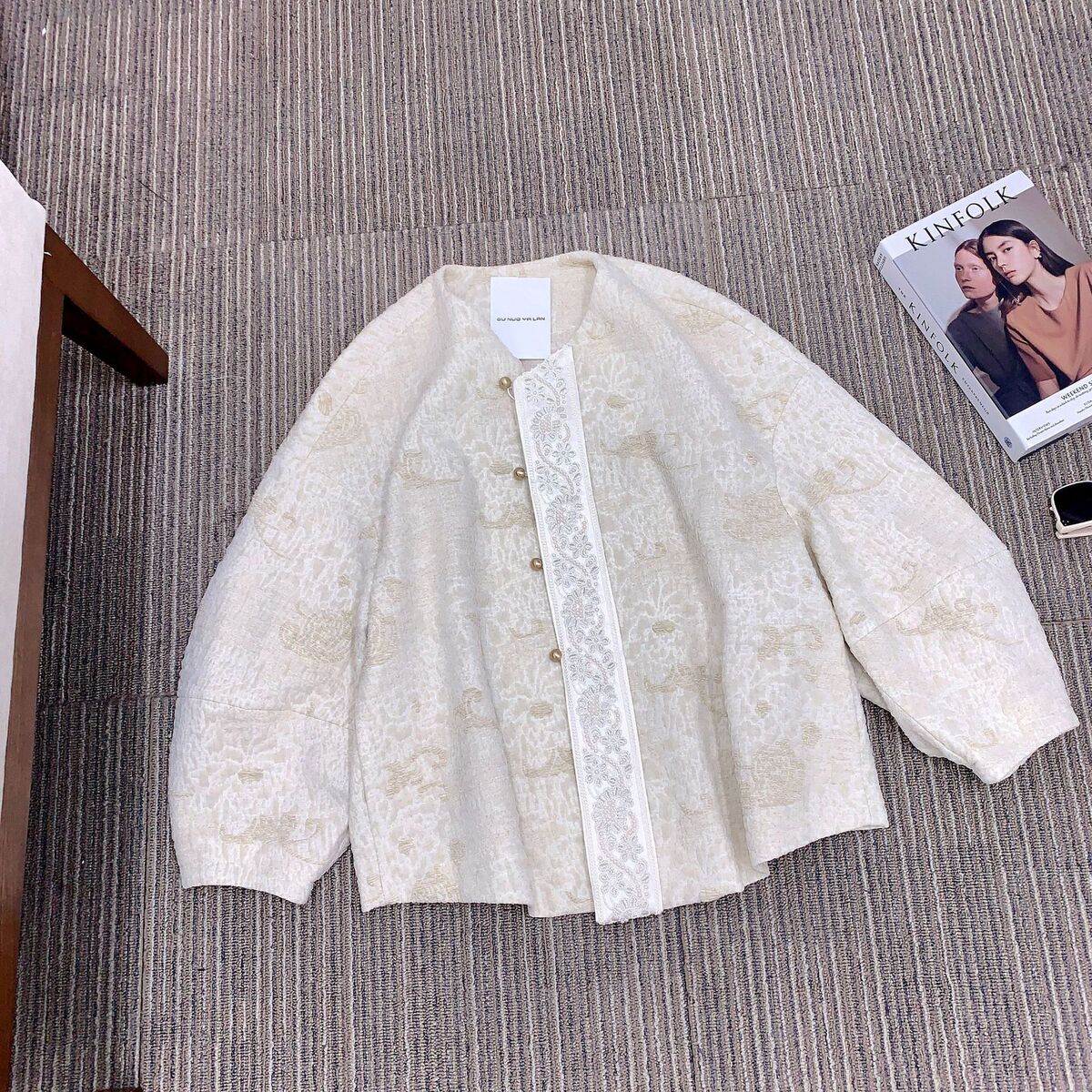Áo khoác dạ nữ dáng bomber cổ tròn phối màu tương phản — Màu be, Xám nhạt