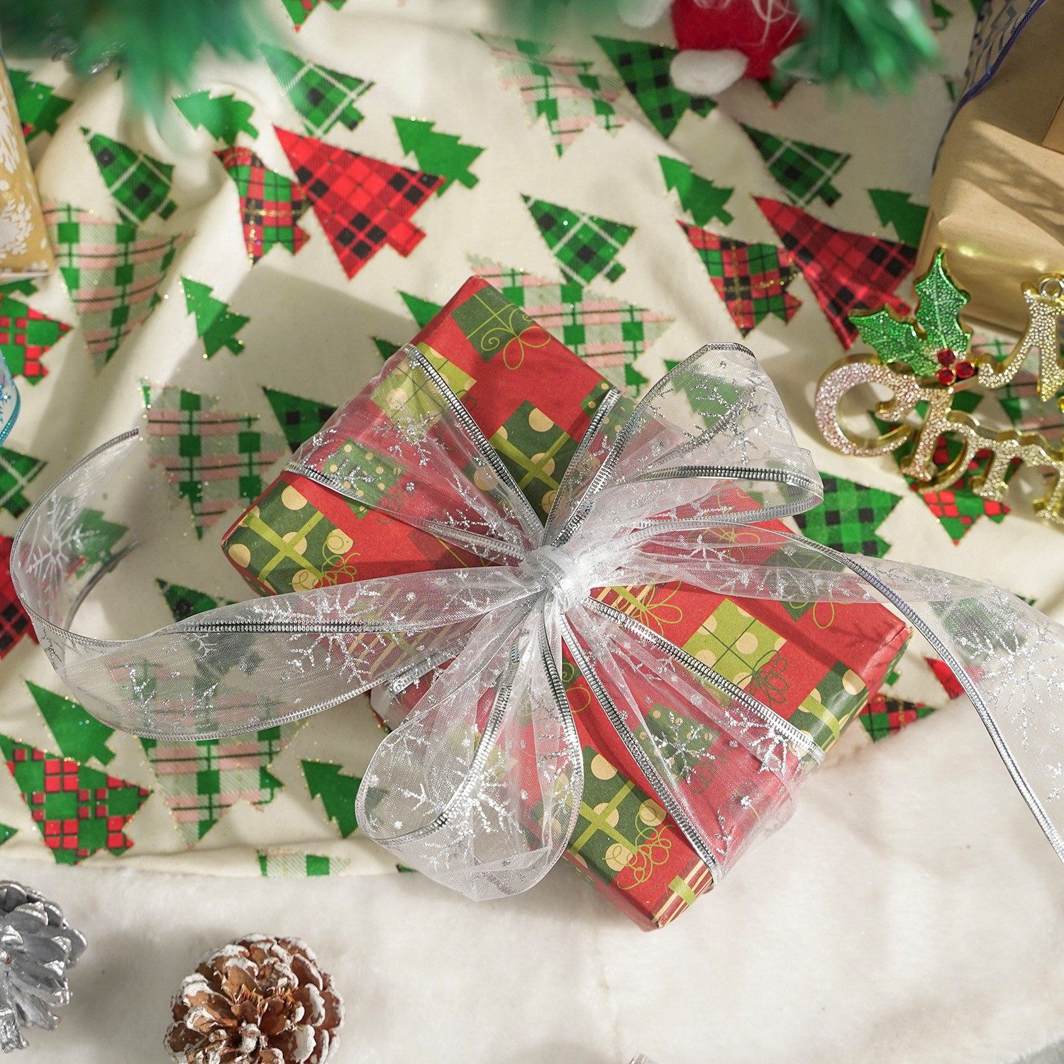 Wholesale Christmas Decoration Plaid Ribbon Hot Stamping Silver Organza Bow Wire Edge Packaging Accessories Snow Gauze Ribbon