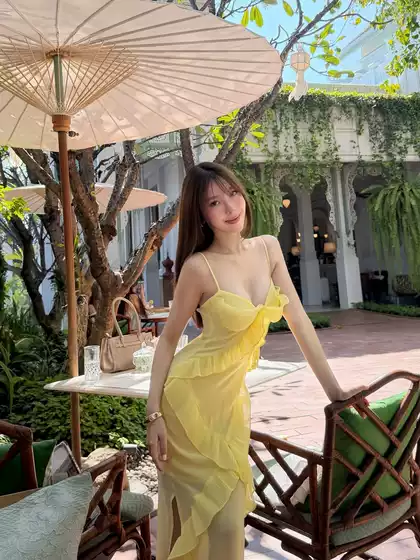 Pre-Order | Vietnamese Designer Elegant Ruffle Wrap Tube Dress for Beach & Birthday Photoshoot – Summer