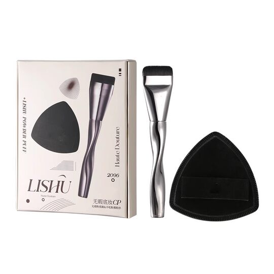 Spiral Type Foundation Brush Flat Head Liquid Foundation Brush Lightweight No Powder Beauty Tool Cangzhou Makeup Brush