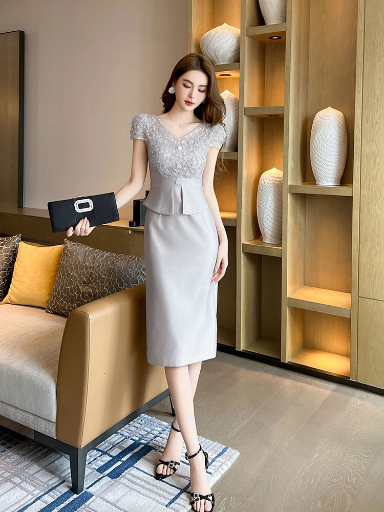 Đầm ren hè nữ cổ V ôm body tay ngắn — [Xám băng], [Hồng đào]