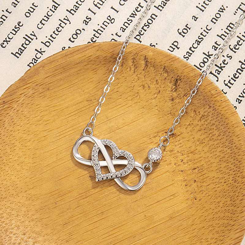 Cross-border European and American Amazon Diamond Heart-shaped 8-character Pendant Clavicle Chain Women's Endless Love Mobius Necklace