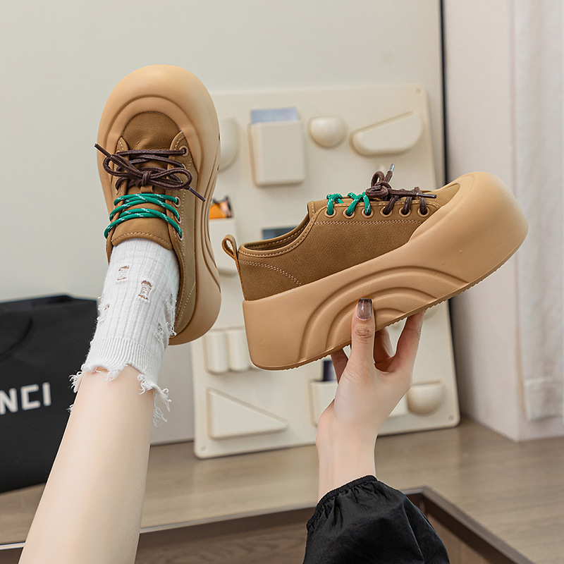 (Mới) Mã K3099 Giá 2000K: Giày Thể Thao Tăng Chiều Cao Nữ Wetdi Đế Mềm Hàng Mùa Xuân Thu Đông Kẻ Caro Đế Cao Giày Dép Nữ Chất Liệu Da Bò G05 Sản Phẩm Mới, (Miễn Phí Vận Chuyển Toàn Quốc).