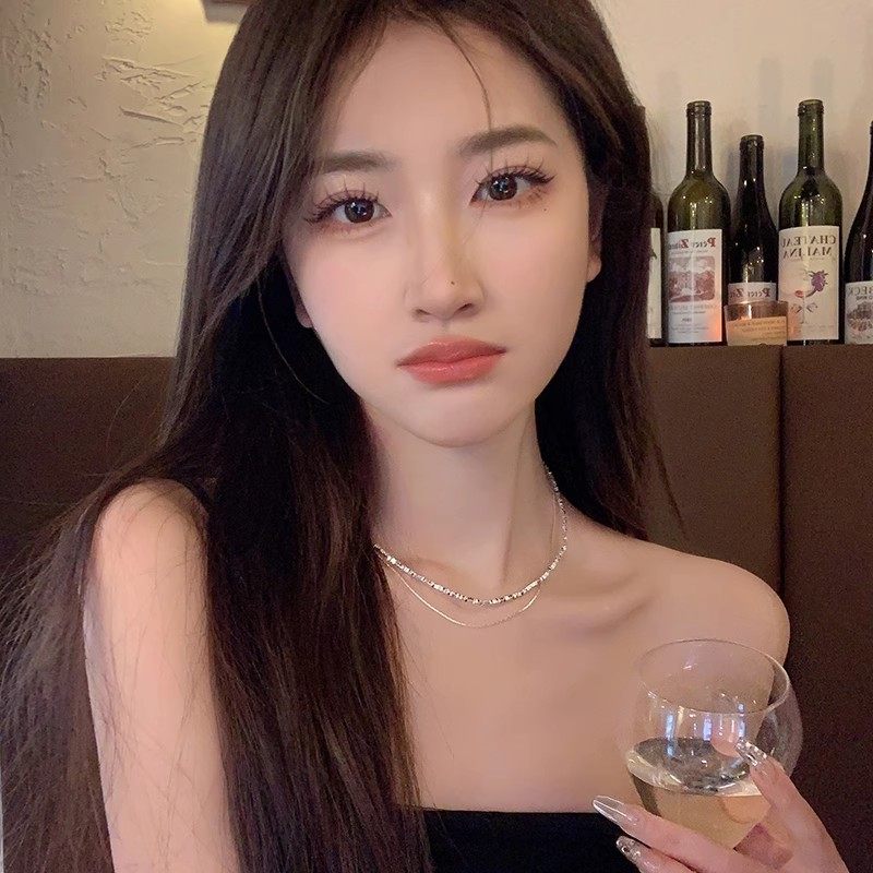 Broken Silver Ultra-Fine Necklace Accessible Luxury Niche Design Double Layer Fine Glitter Stacked Clavicle Chain Women's High-End Neck Necklace Accessories