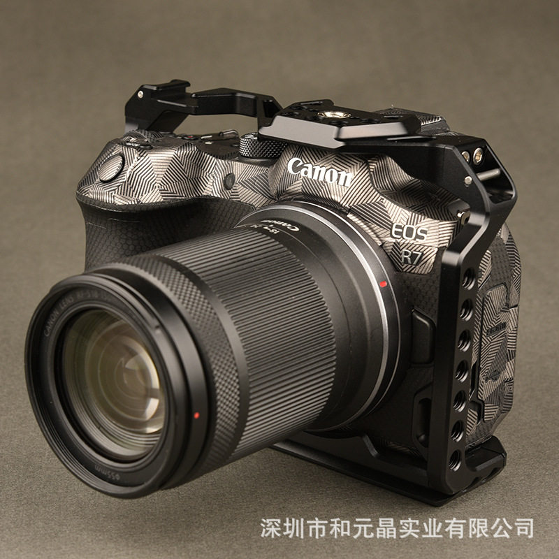 Suitable for Canon EOS R7 camera rabbit cage fully surrounded metal protective frame extension stabilizer vertical racket aka base