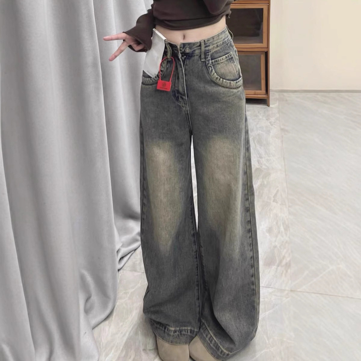 High Waisted Wide Leg Jeans for Women Vintage Style Loose Fit Flattering Draping Casual Spring and Autumn Wear