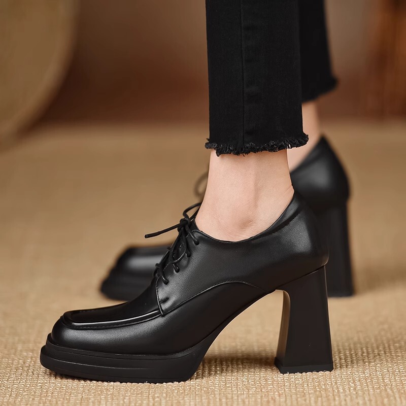 Giày cao gót nữ gót vuông 8.5cm mũi vuông da lì buộc dây — Màu đen