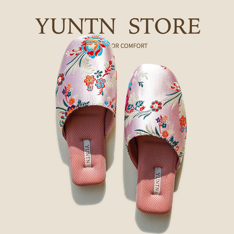 Yuntuan four seasons high-end sense of Baotou атласные элегантные домашние тапочки с китайской вышивкой, женская нескользящая домашняя обувь в национальном стиле Изображение 1