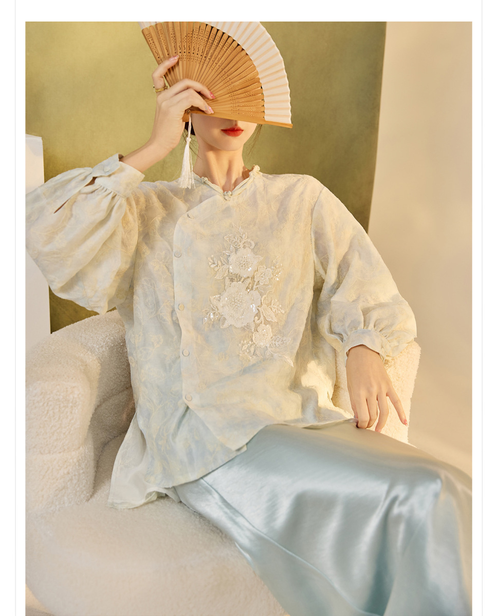 Áo sơ mi nữ dài tay thêu hoa cổ tròn phong cách thanh lịch — Cloud Water Blue (Giao hàng ngay hôm nay), Cloud Water Blue (Giao hàng trong 7 ngày)