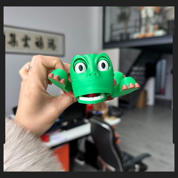 New Internet Hot Tortoise Mat Creative Funny Desktop Ornaments Toy Pressing Glaring Turtle Tea Cup Mat Free Shipping