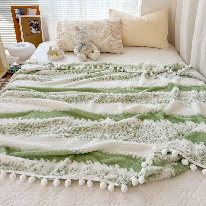 Amazon Foreign Trade Two-Color Jacquard Small Ball Blanket Cloud Pattern Velvet Sofa Blanket Office Nap Blanket Cover Blanket Children's Blanket