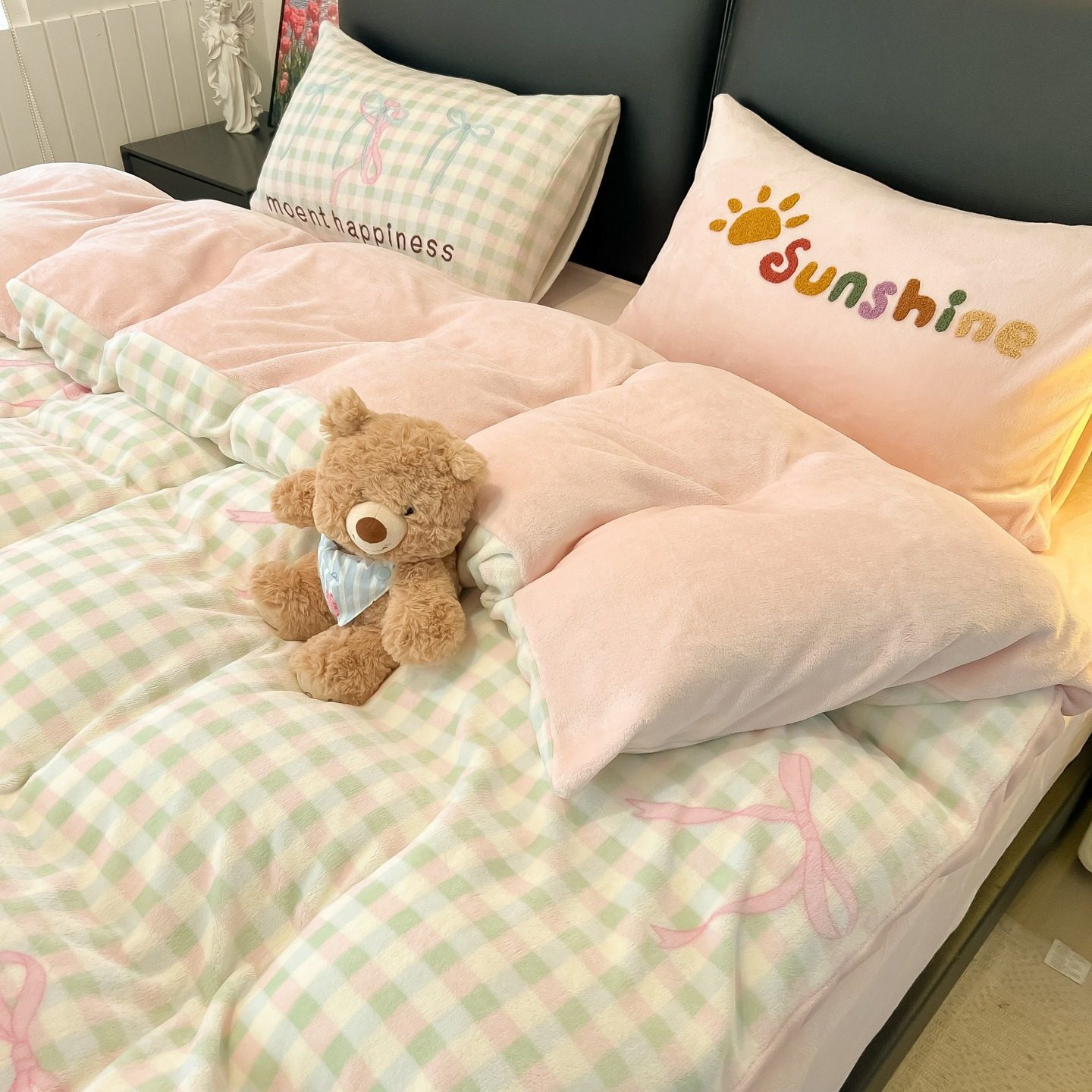 2025 Autumn/Winter New Country Retro Style Thickened Milk Velvet Bowknot Towel Embroidery Bed Sheet and Fitted Sheet Four-Piece Set