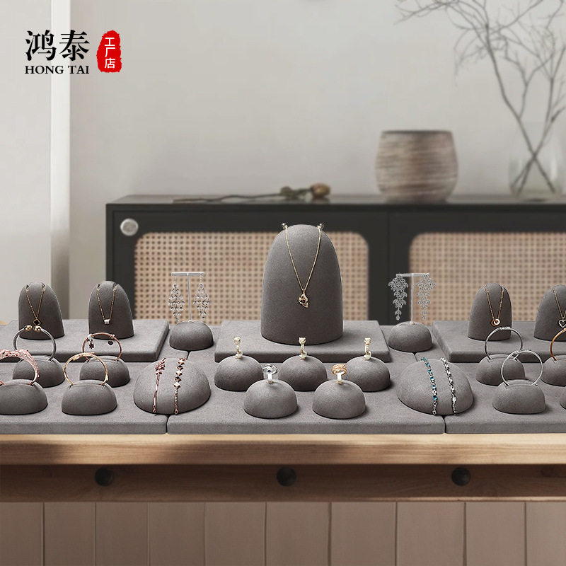 Hongtai-элитный ювелирный реквизит для показа ювелирных изделий, кольца, ожерелья, серьги, витрины, стеллажи для ювелирных изделий, стеллажи для демонстрации ювелирных изделий вживую Изображение 1