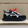 Black white arrow