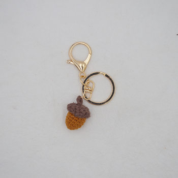 Pine nut keychain pendant lobster buckle alloy buckle ACORN pendant