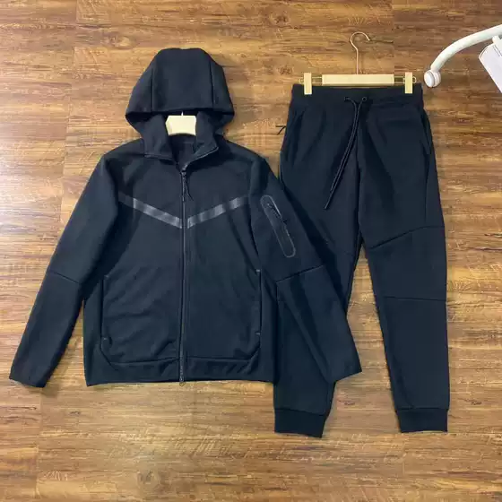 Tech Fleece