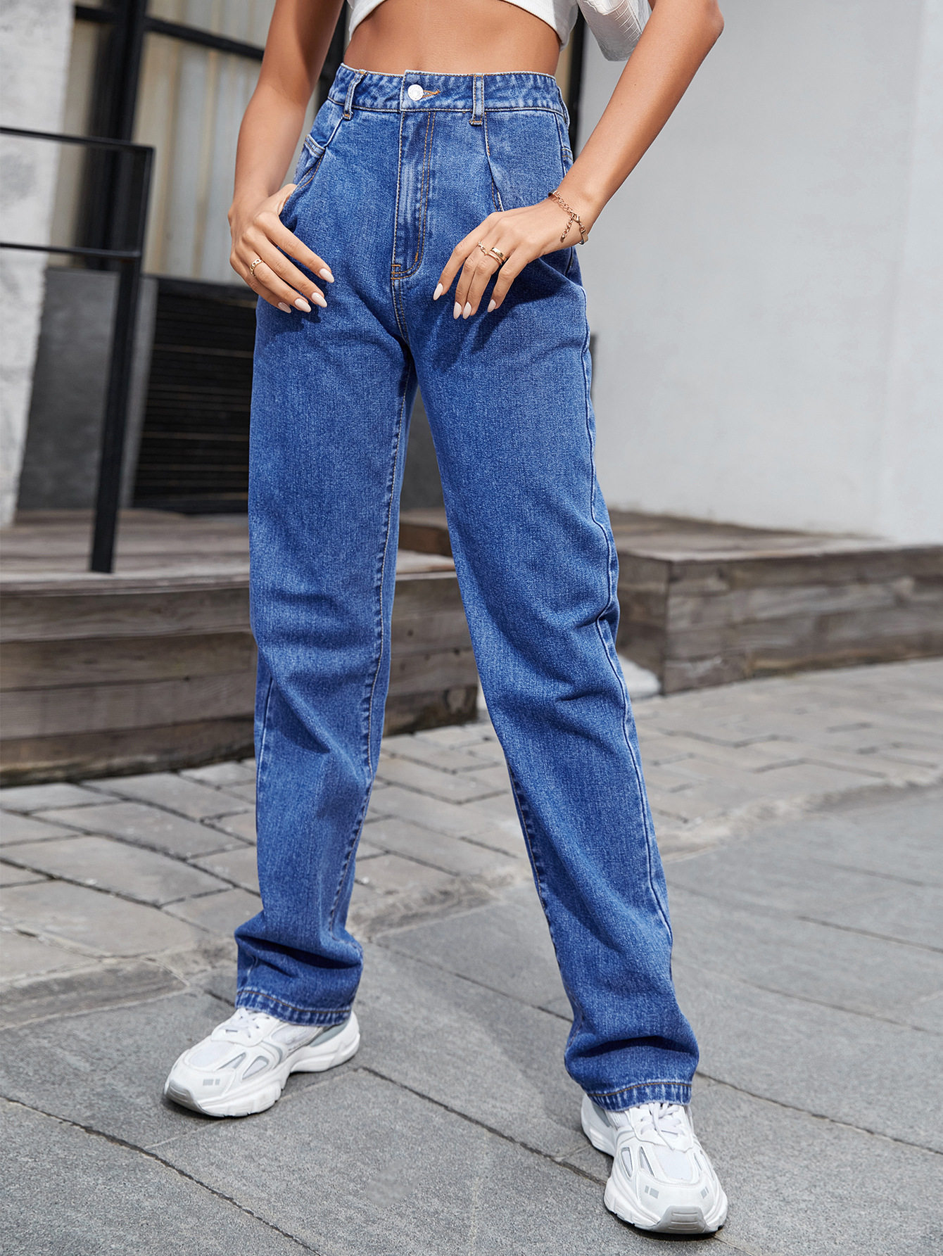 High Waisted Straight Leg Jeans Floor Length Slim Fit Comfortable Denim Casual Wear for Women Wholesale Available