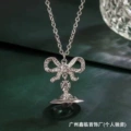 Bow necklace (transparent beads)