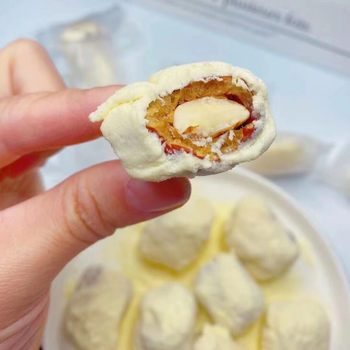 Cream Sandwich jujube big red dates plus almond nut milk jujube Net red TikTok milk jujube fried goods 130g wholesale