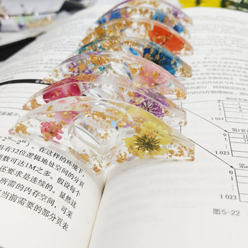 Bookend Dried Flower Bookmark Thumb Book Support Resin Bookmark Book Press Reading Aid Book Ring Glue Gift Jewelry