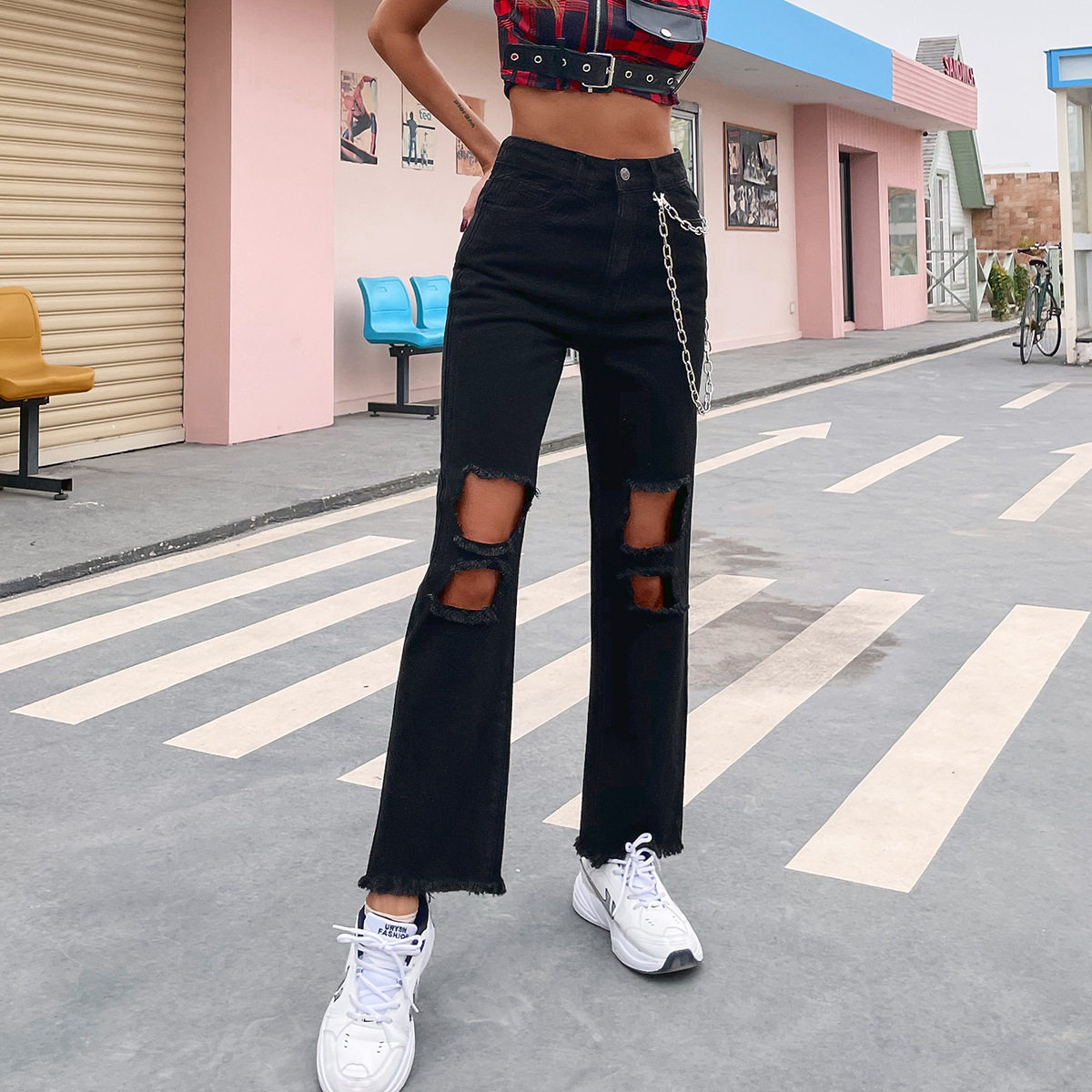 Womens Casual Ripped Denim Pants Trendy Chain Detail Stylish Fit Comfortable Fabric Perfect for Everyday Wear