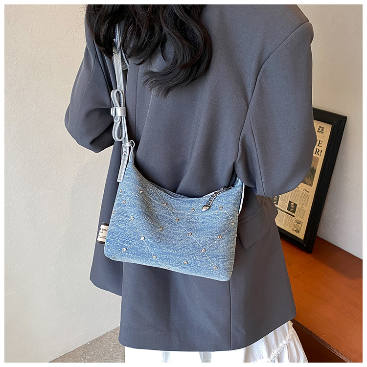 O1CN01IQDpMZ1yV4GWMKQux !!2212088006583 0 cib