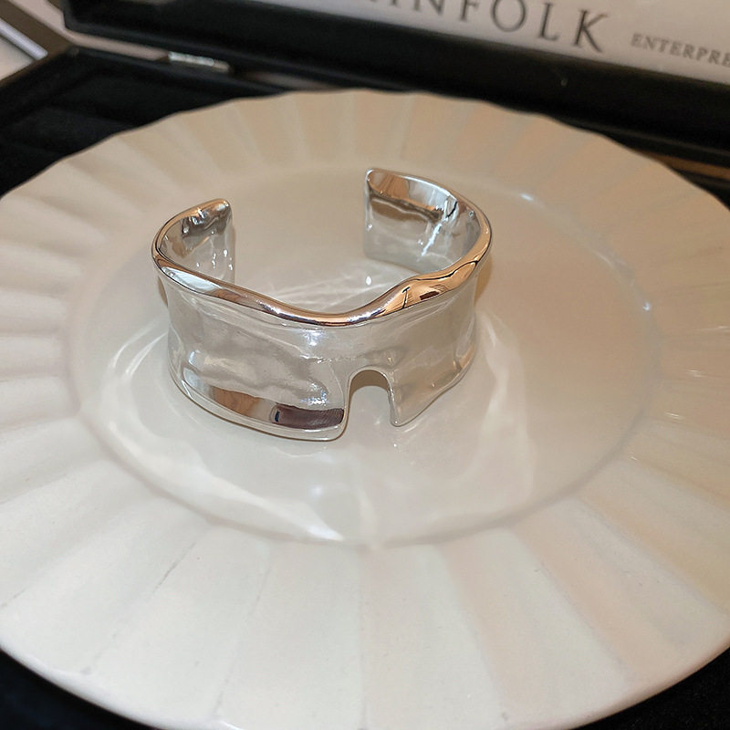 欧美跨境简约时尚手镯臂环小众冷淡风气质手环高级感百搭手饰批发