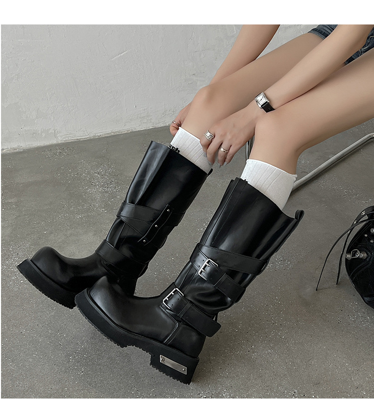 Boot nữ cổ cao da bò khóa thắt lưng đế dày — Màu đen