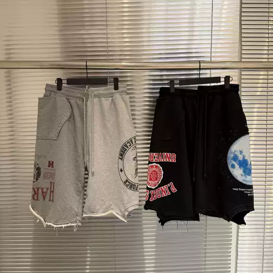 Protocol Index Talk Irregular Color-Blocking Sweatshirt with Reverse-Cut Collar and Cropped Sweatpants