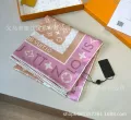 L pink edge light color