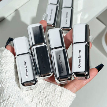 Autumn Yiliang! Soft red bean lip mud Matte Velvet non-fading non-stick Cup white low saturated lipstick student party