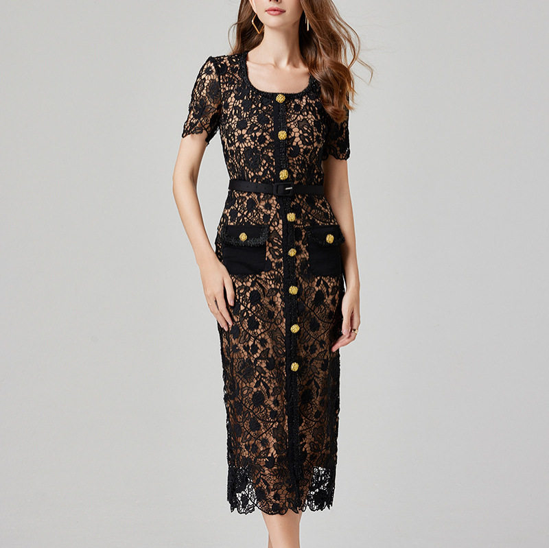 Elegant Lace Maxi Dress for Women Chic Square Neck Short Sleeves Metal Buckle Slim Fit Perfect for Formal Occasions
