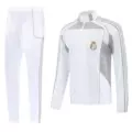 25 real madrid white windbreaker suit