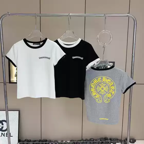 25 New Summer Trendy American Style Color Matching Horseshoe Logo Short-Sleeved T-Shirt for Women