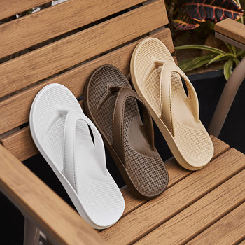 EVA Slippers Women's Outer Wear Flip-Flops Casual Beach Shoes Large Size Flip-Flops Couple's Sandals and Slippers Men's and Women's Non-Slip Trendy