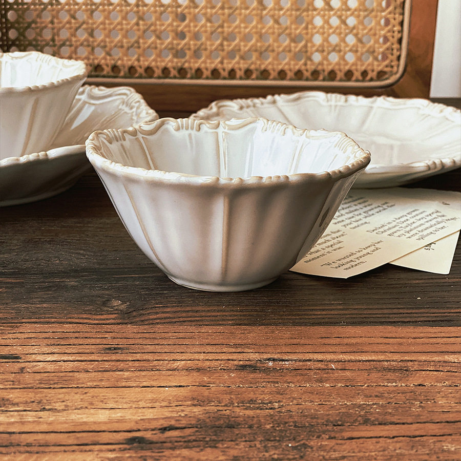 Neo-classical relief vintage western dish ceramic dessert dish dish rice bowl kiln change palace tableware suit steaming